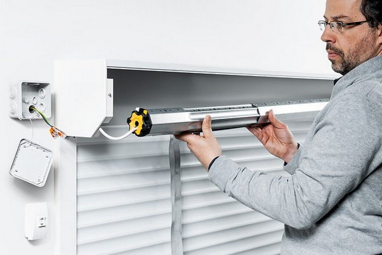 Camion d’intervention volet roulant en Île-de-France